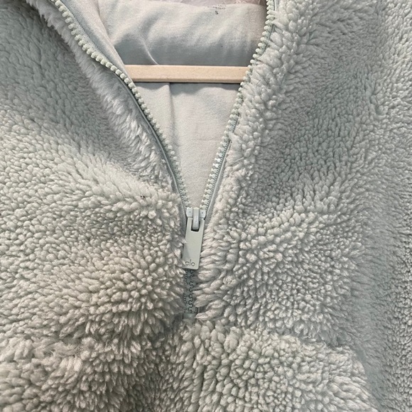 Alo Yoga Streetside Foxy Sherpa Jacket - Picture 7 of 8